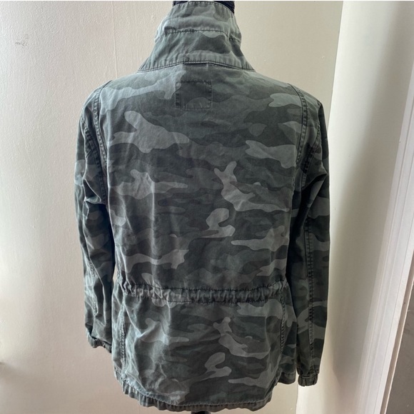 Old Navy Camo Jacket sz Large - Picture 3 of 12